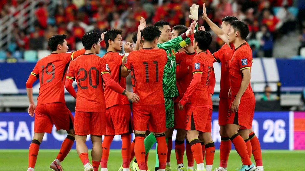 B体育体育官方登录入口-国家队球员团结协作，取得关键胜利