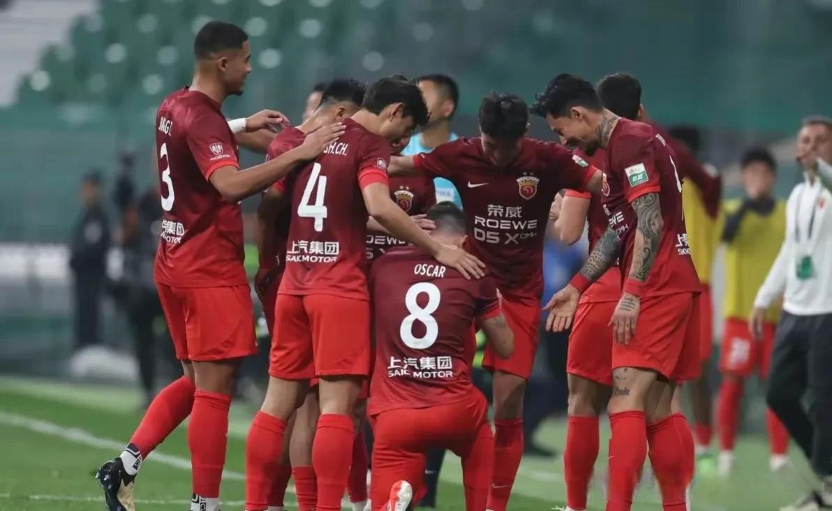 国家队球员团结协作,取得关键胜利 国家队球员团结协作,取得关键胜利