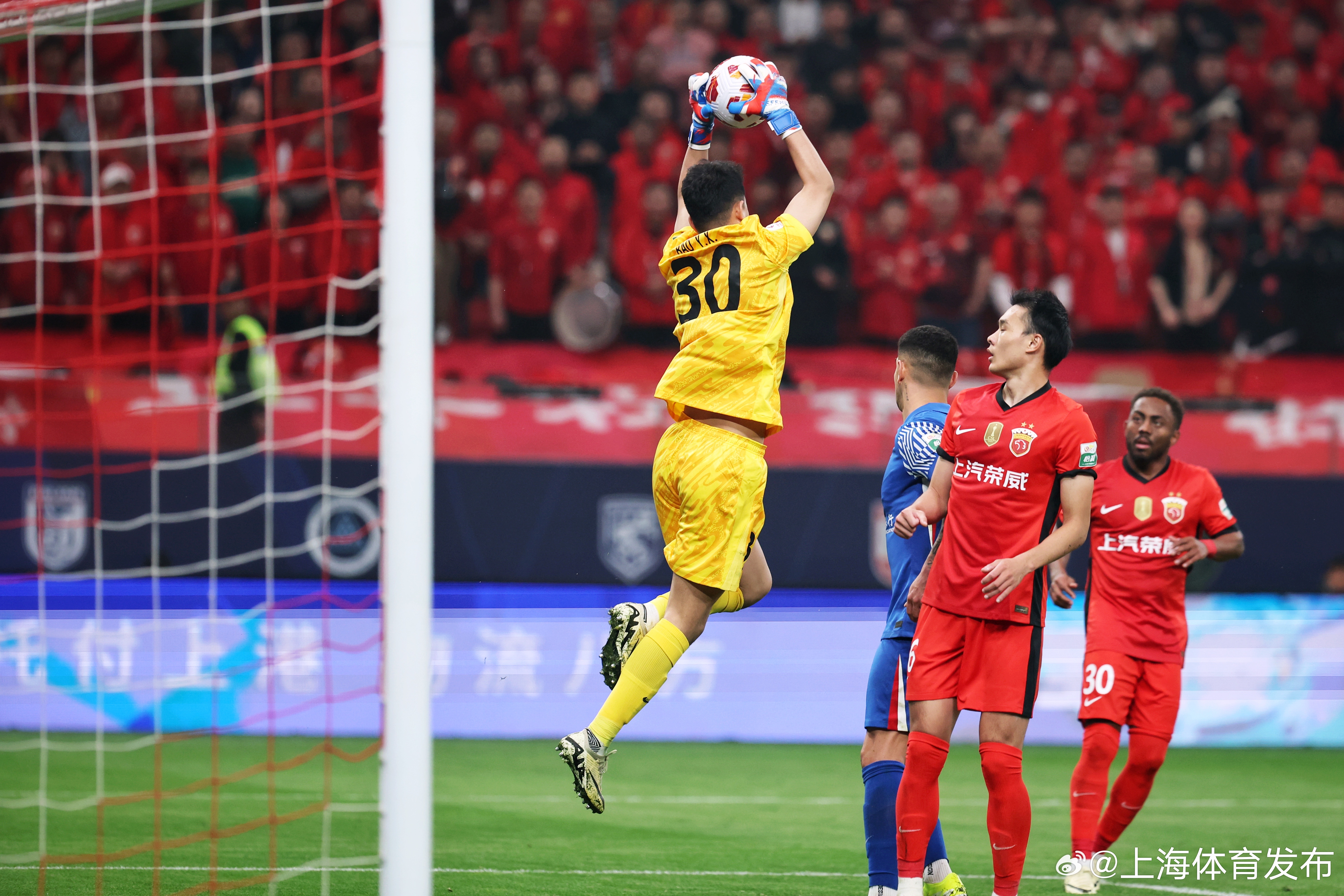 中超赛场擦出火花,球员技艺进步神速 中超赛场擦出火花,球员技艺进步神速