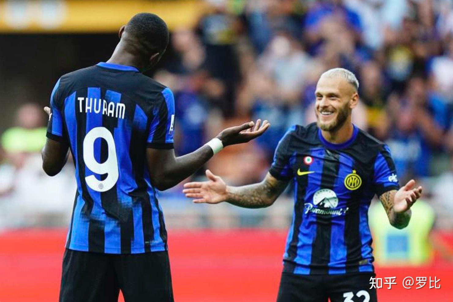 包含佛罗伦萨客场不敌敌手，积分榜上不乐观的词条