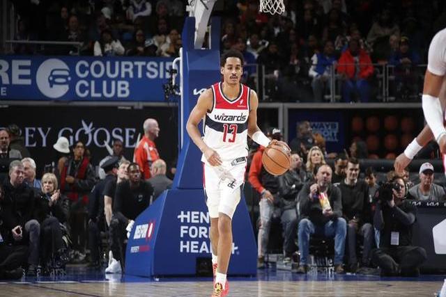 B体育体育官方-实力悬殊的两支球队在最新的比赛中擦出了怎样的火花？的简单介绍