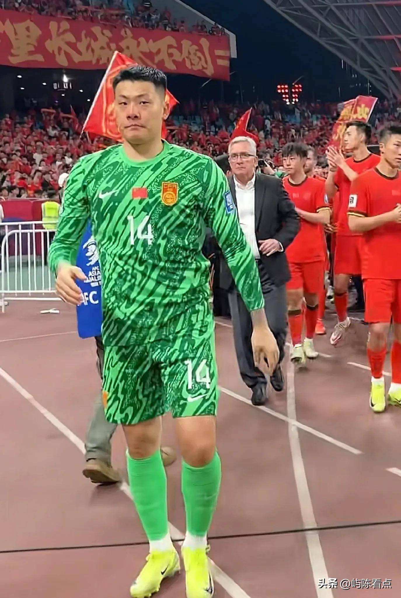 B体育体育官网app-罗马德比再次上演，球迷热情高涨