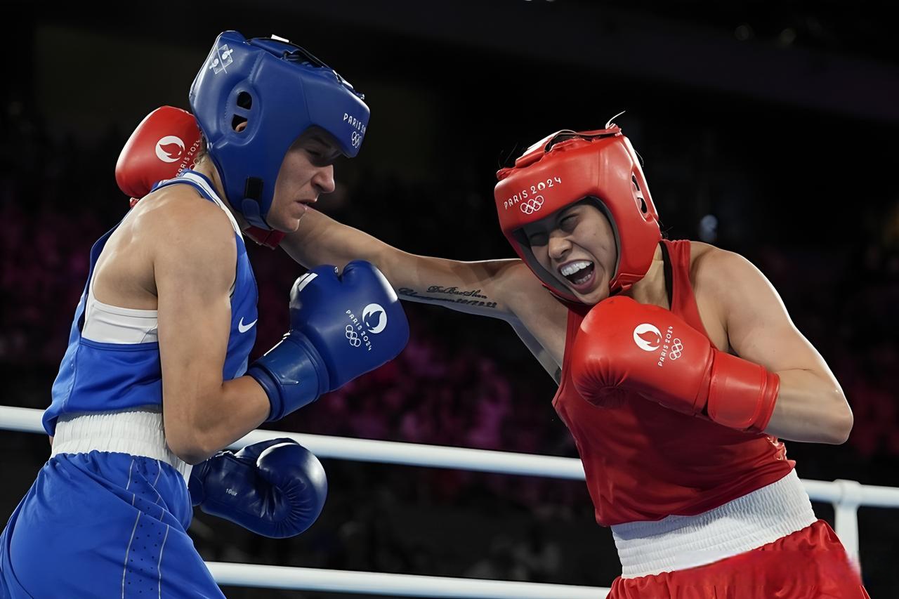 B体育体育在线登录-男子拳击决赛双方鏖战至最后一刻