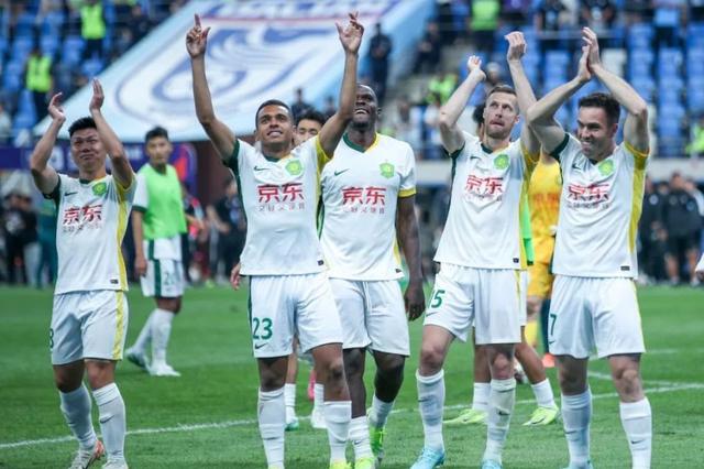 B体育体育app下载-国安客场逼平恒大，保持不败的神话