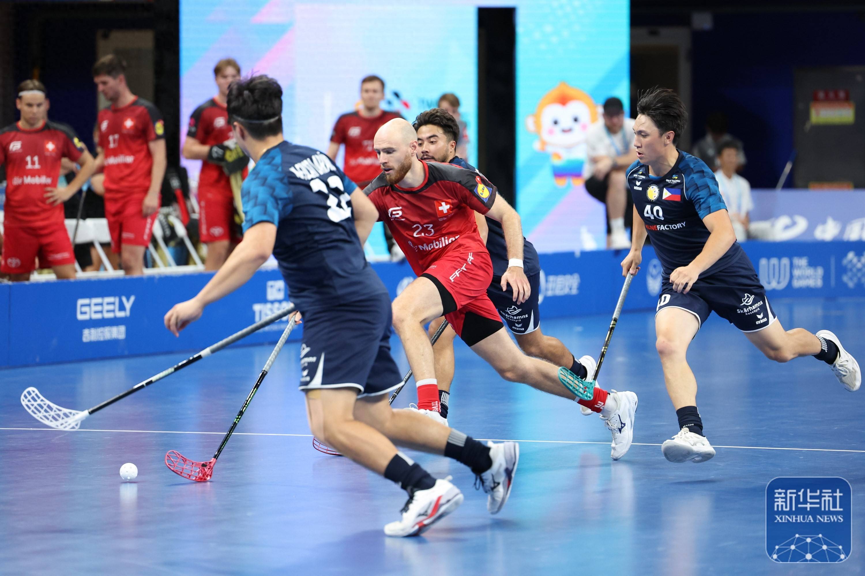 法国队与瑞士队激烈对抗,最终获胜 法国队与瑞士队激烈对抗,最终获胜