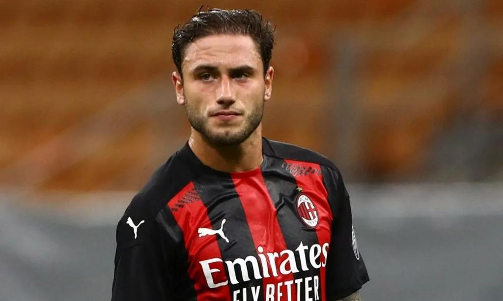 乌迪内斯挑战AC米兰：全力争取不败的简单介绍