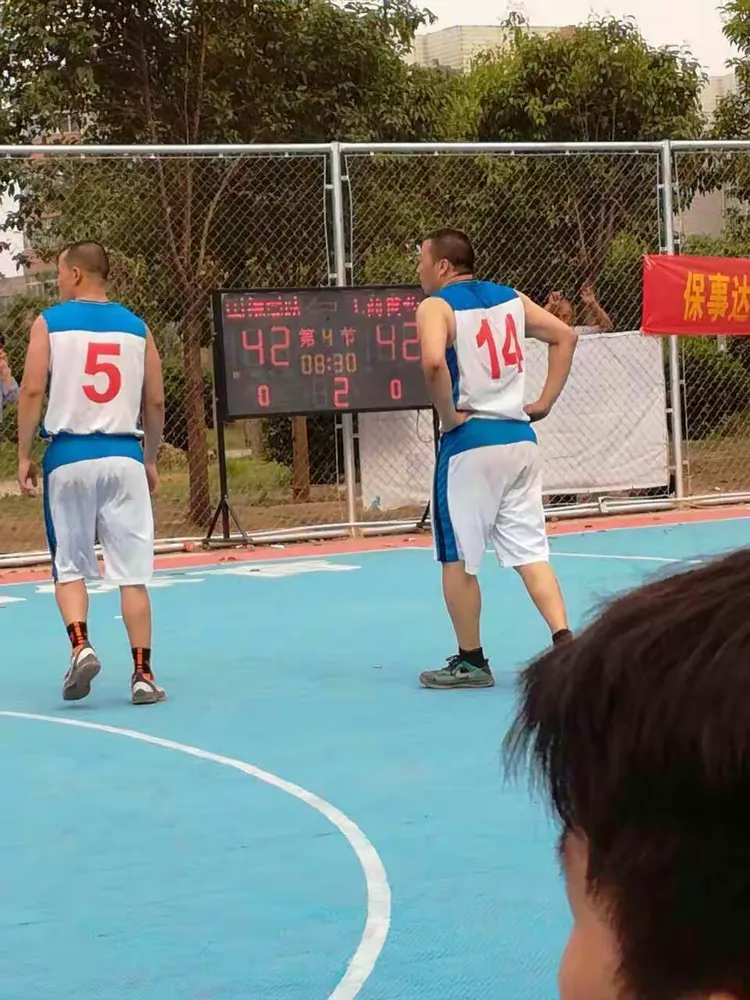 关于广州大道队客场遭遇强敌，踢出拼搏精神的信息