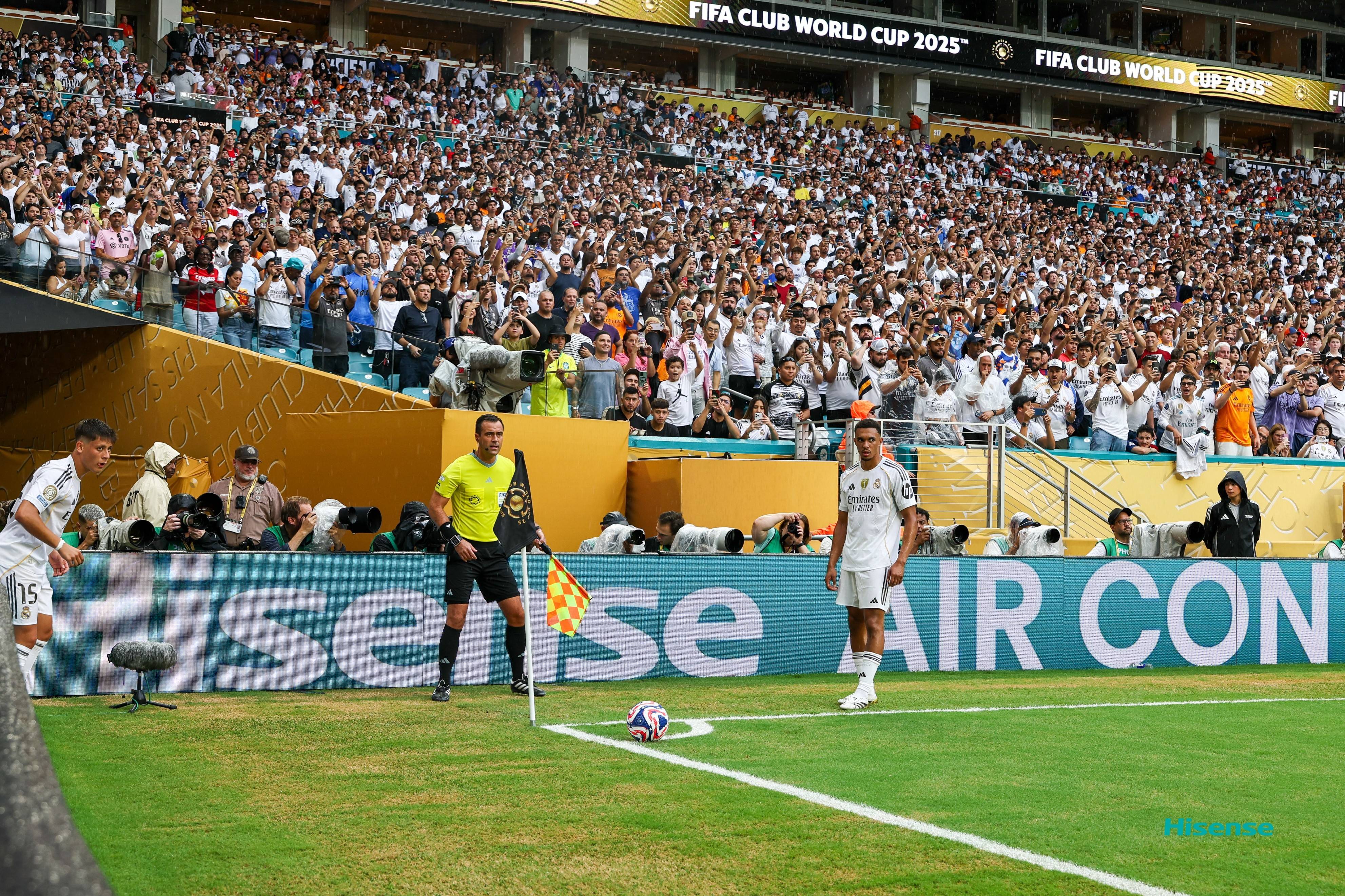 B体育体育活动-尤文遭遇巴萨绝杀，无缘四强