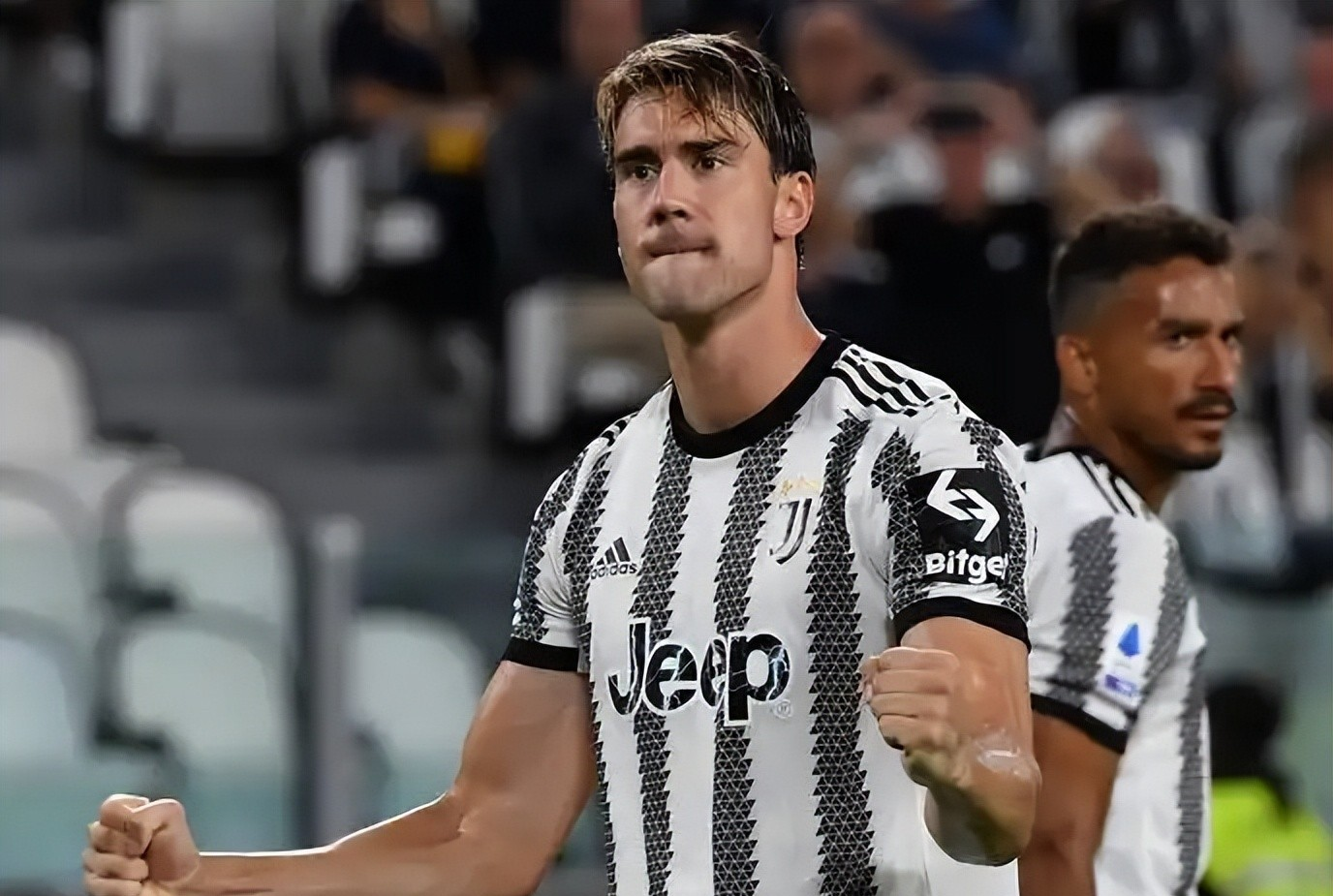 关于热那亚豪取客场胜利,为保级加油的信息 关于热那亚豪取客场胜利,为保级加油的信息