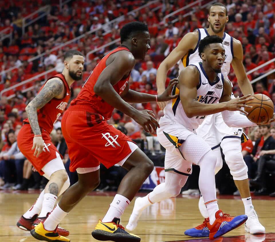 B体育体育培训-荷兰桔仔军团大胜对手，卫冕冠军实力不容小觑的简单介绍