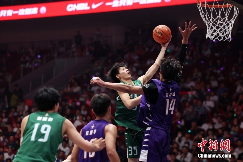 全面击败!中国篮球联赛男子夺得冠军 全面击败!中国篮球联赛男子夺得冠军