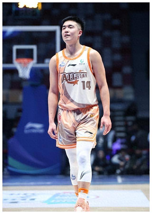 B体育体育官网app-贵州男篮在比赛中失利，球员们感到失落