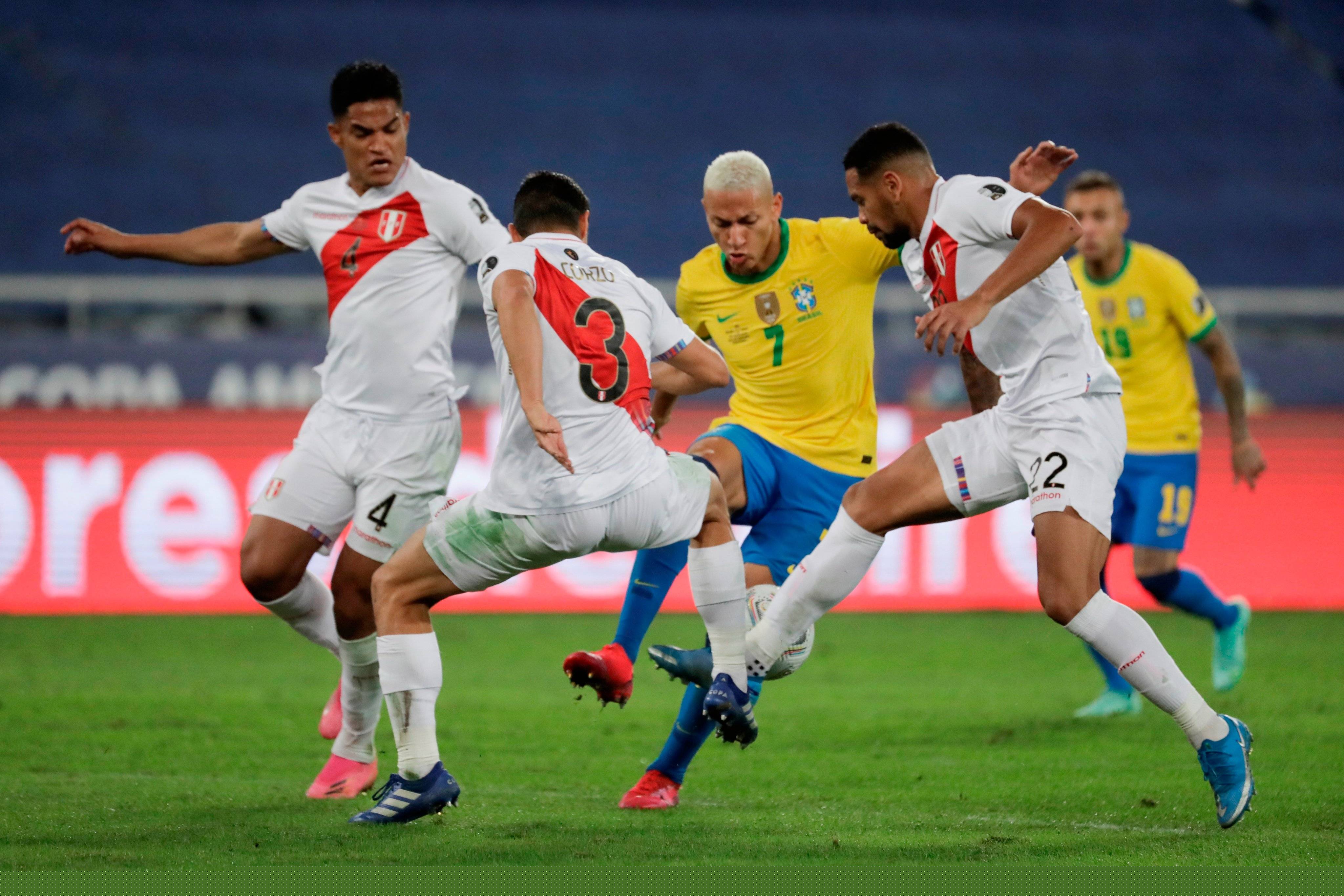 B体育体育官网入口-法国队击败秘鲁，成功挺进欧预赛决赛